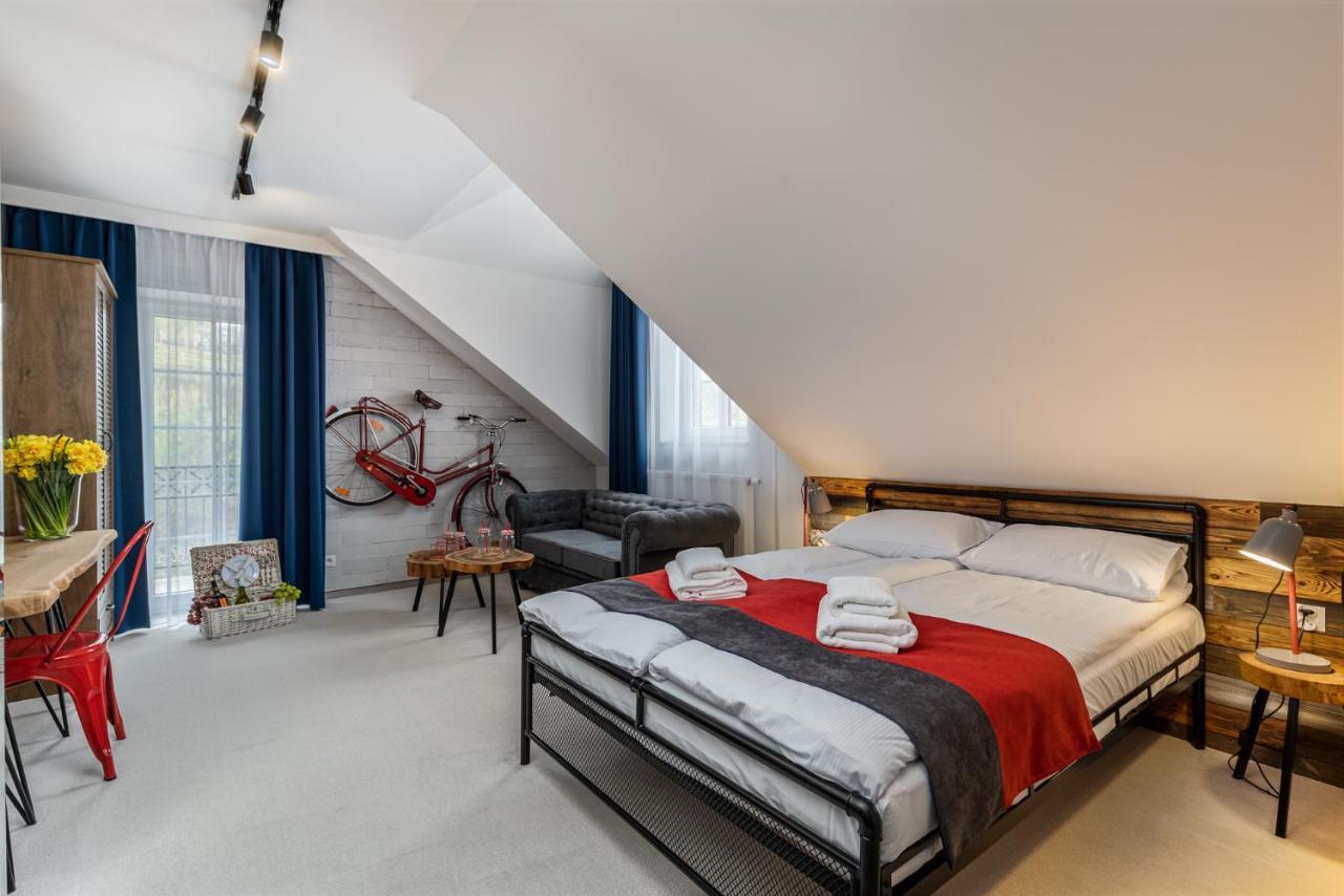 Zamkowe Apartamenty 桑多梅日 外观 照片